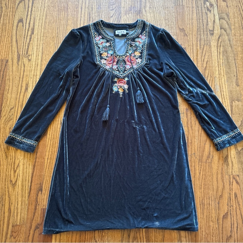 Time For Me Embroidered Bohemian Floral Tunic Top Blue Gray Velvet Side Vent M